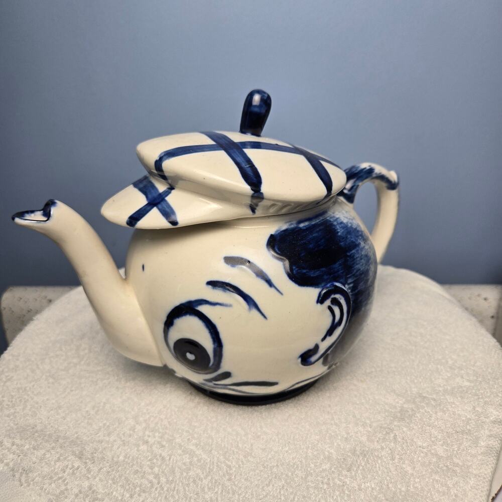 Wade‎ Anthropomorphic Tea Pot 1940's